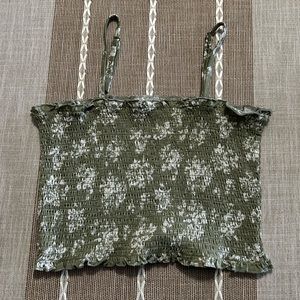 Green cropped tank top